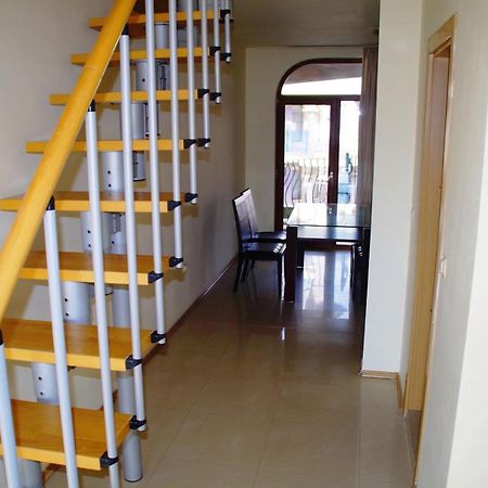 Azura Garden Apartments Chernomorets Bagian luar foto