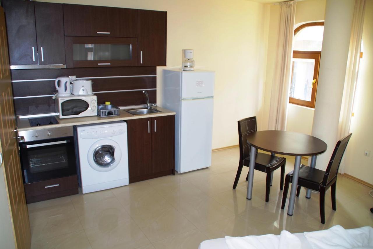 Azura Garden Apartments Chernomorets Bagian luar foto